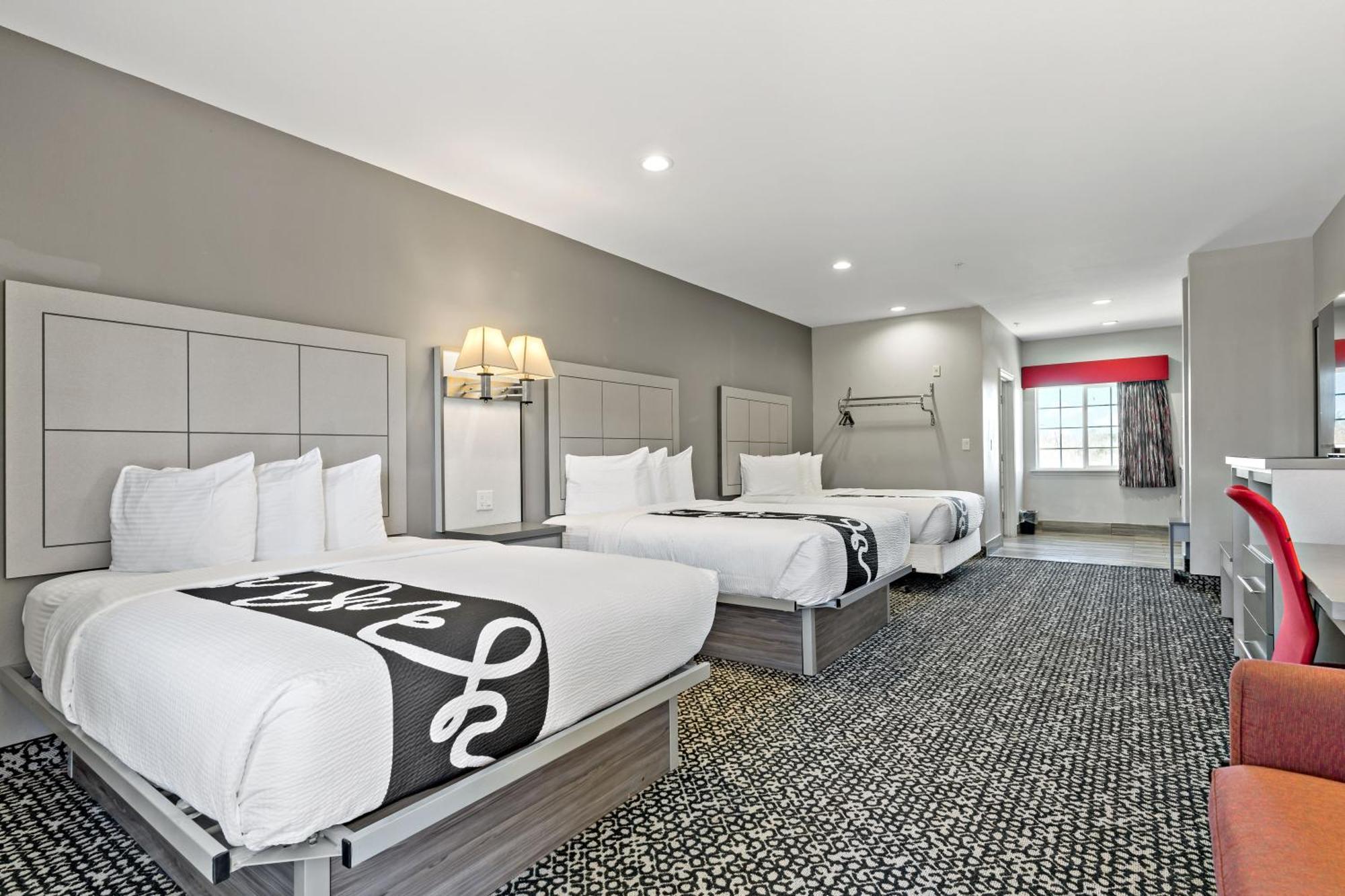 Paris Inn & Suites מראה חיצוני תמונה