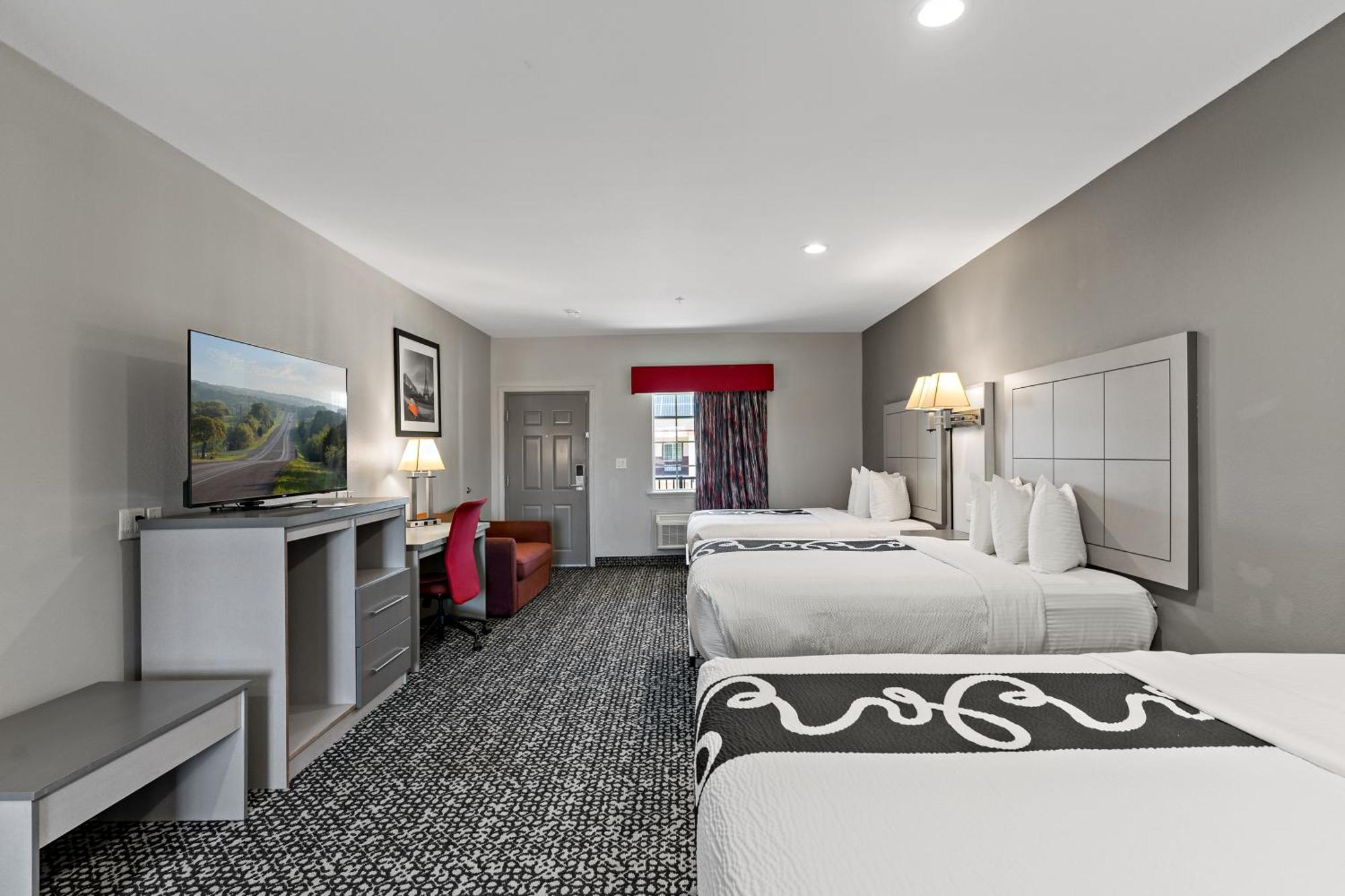 Paris Inn & Suites מראה חיצוני תמונה