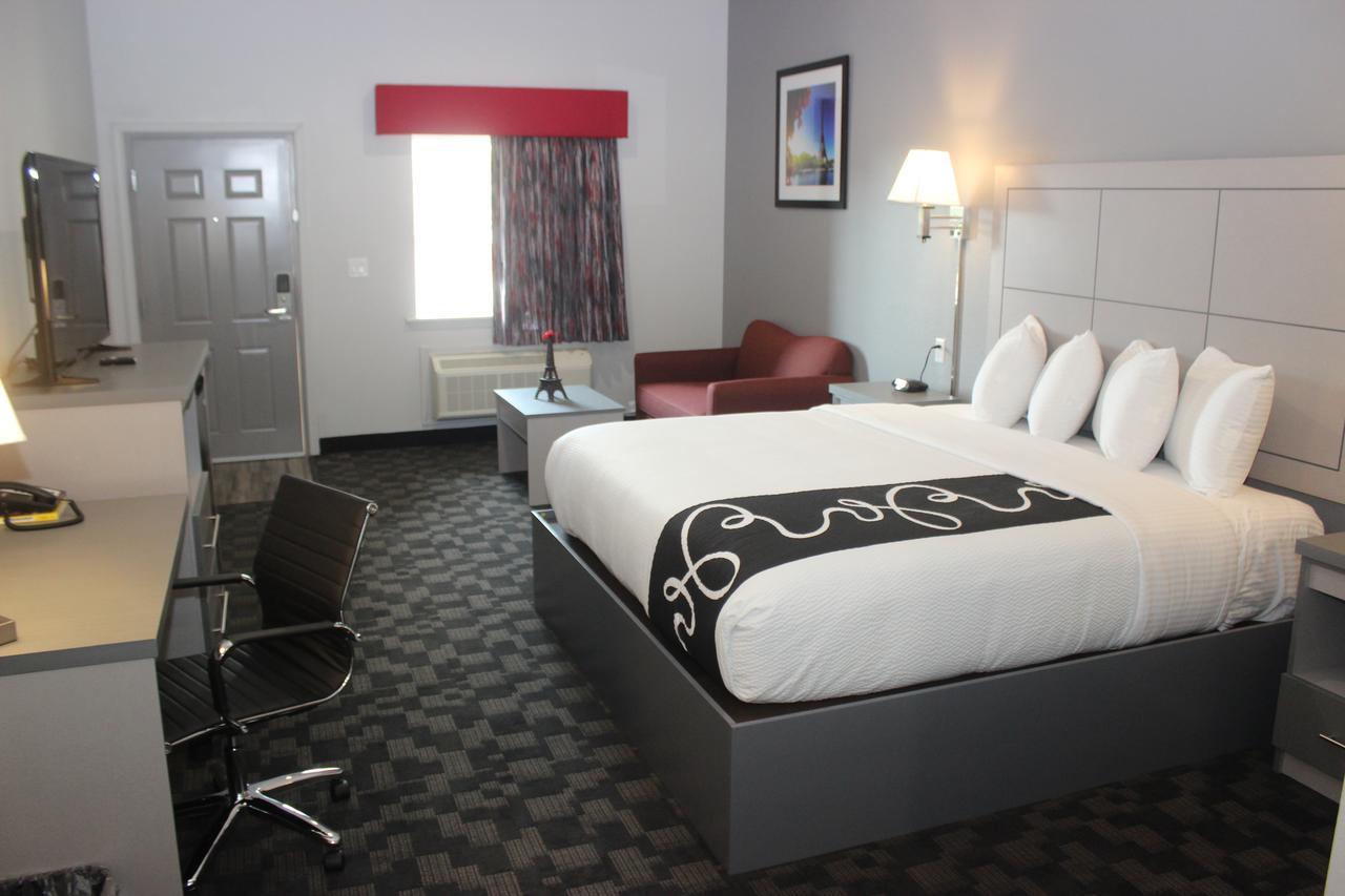 Paris Inn & Suites מראה חיצוני תמונה